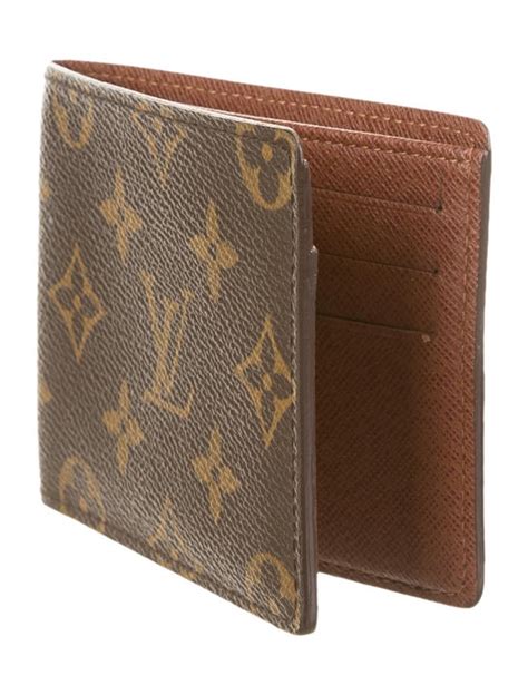 louis vuitton bifold men's wallet.